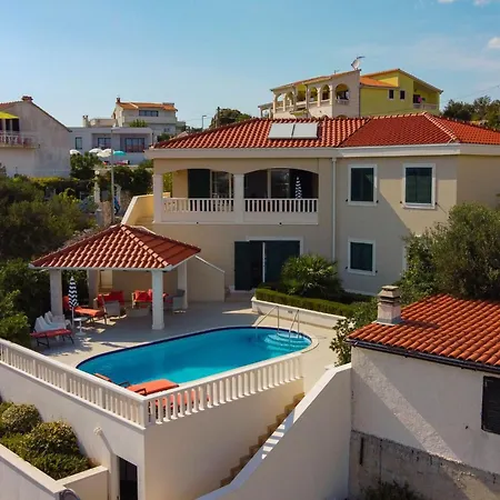 Luxurioeses Mit Pool Direkt Am By Interhome Rogoznica