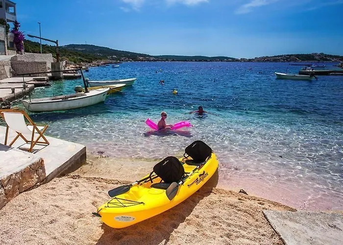 Luxurioeses Mit Pool Direkt Am By Interhome * Rogoznica (Sibenik-Knin)